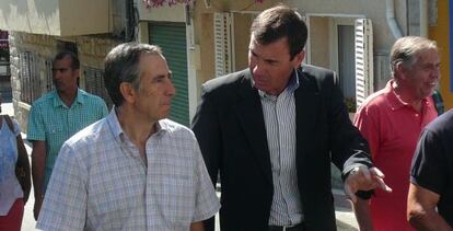 El secretario general del PSM, Tomás Gómez, en Becerril de la Sierra.