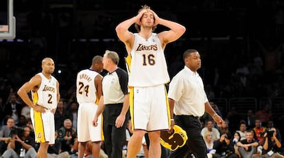 Pau Gasol se lamenta en un momento del partido ante Cleveland.