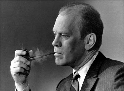 Leslie Lynch King, verdadero nombre de Gerald Ford, nació el 14 de julio de 1913 en Omaha (Nebraska), pero apenas dos semanas después se trasladó a Grand Rapids (Michigan) con su madre, que huyó de un desgraciado matrimonio.