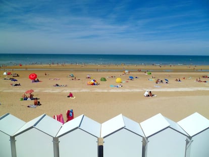 La playa de Carbourg, en Normandía.