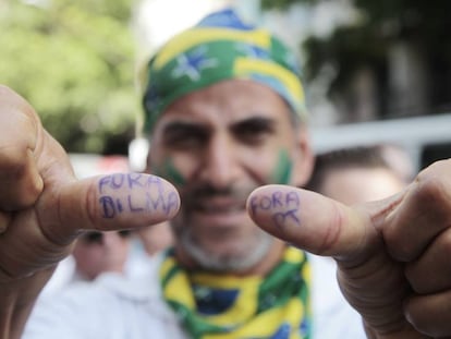 Manifestante pró-impeachment.