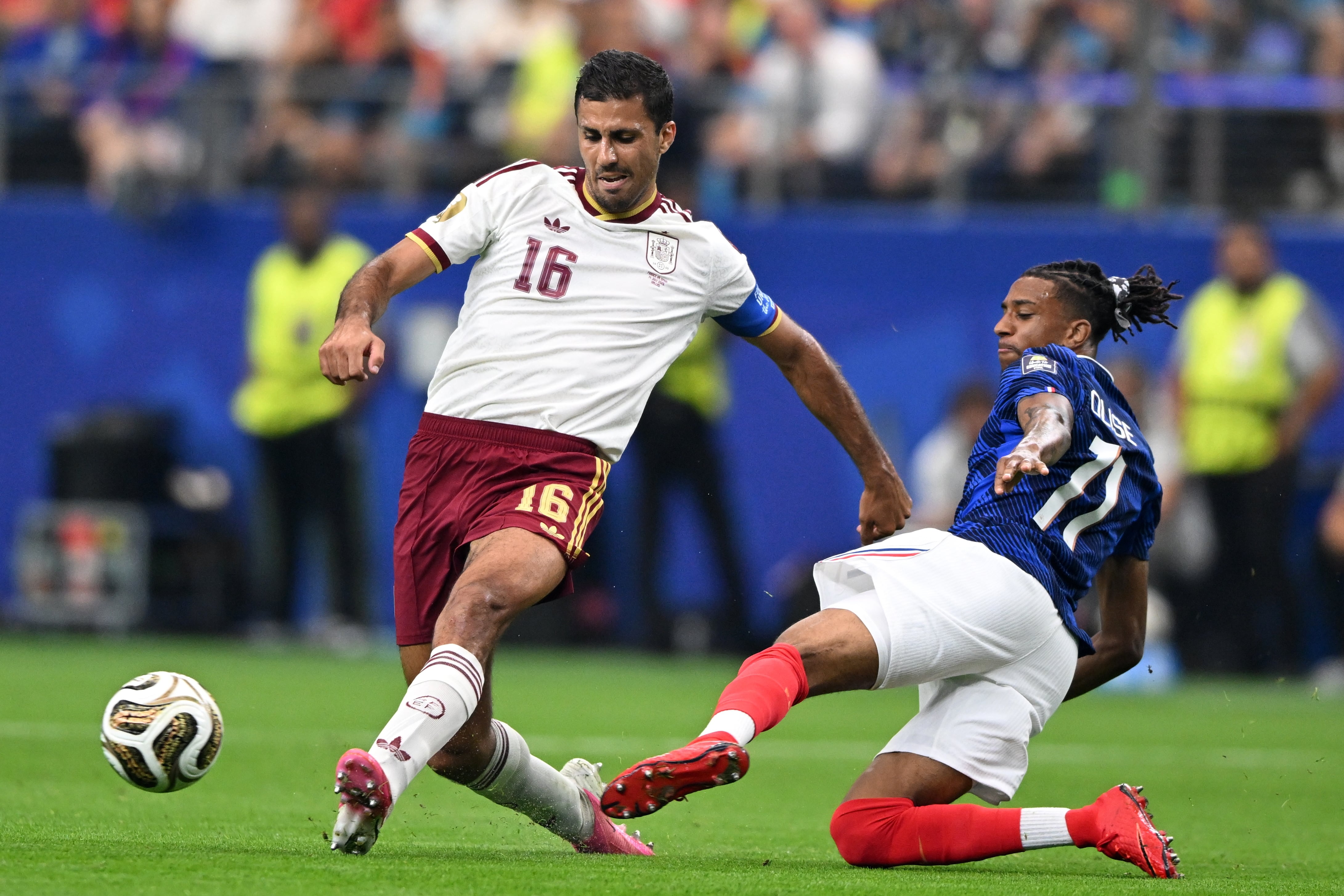 Claves del éxito de la Roja camino de la gran final del Mundial: 11 jugadores con mentalidad de centrocampistas explican el juego de España