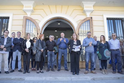 Concentración de solidaridad en Godella (Valencia) por los dos niños muertos.