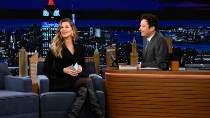 La modelo Gisele Bündchen durante su entrevista con Jimmy Fallon.