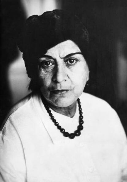 La poeta y dramaturga Else Lasker-Schüler, retratada hacia 1919.
