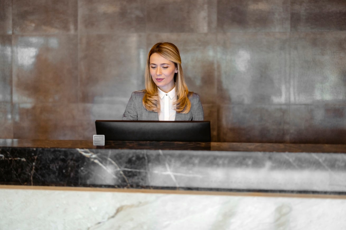 Recepcionista en una imagen de archivo