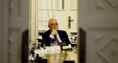 Juan Cotino, esta ma&ntilde;ana antes de comparecer en la Comisi&oacute;n del Estatuto de los Diputados en las Cortes valencianas.