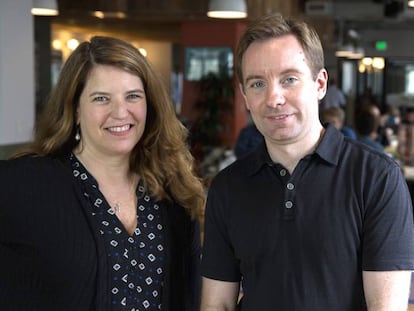 Lynn Fox e Sandy Parakilas, ex-funcionários do Google e do Facebook e agora críticos das tecnológicas, em San Francisco.