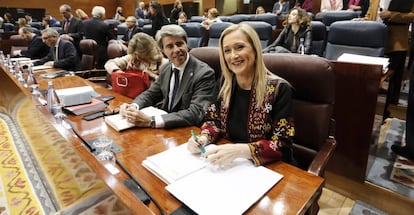 Cristina Cifuentes en el Pleno de la Asamblea de Madrid.