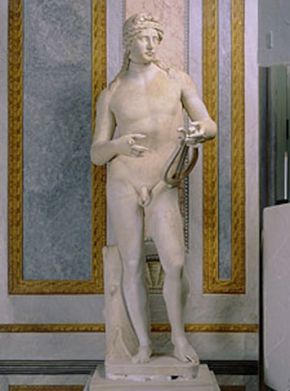 Estatua de Apolo.