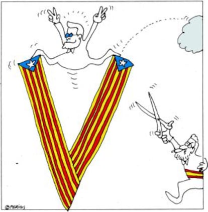 Mariano Rajoy chases Artur Mas as the latter rides on the "V" for victory