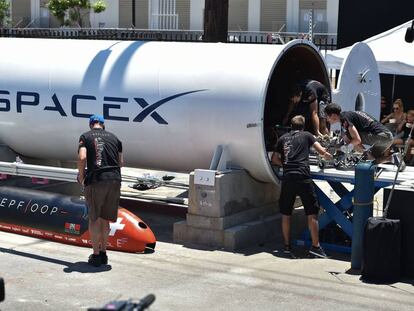 Nuevo récord de velocidad en la competición de Hyperloop de SpaceX