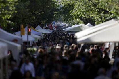 La Rambla Cataluña, llena durante la diada.