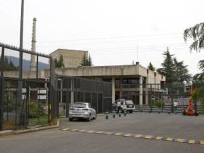 Imagen del exterior de la central nuclear de Garoña. EFE/Archivo