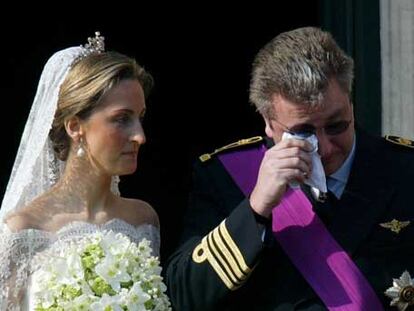 El príncipe Laurent, tras su boda con Claire Coombs en abril de 2003.