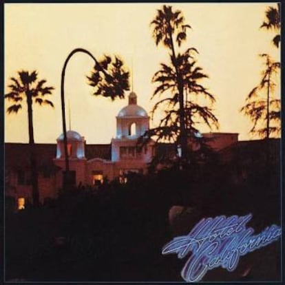 Portada del súperventas 'Hotel California', de los Eagles. La letra evoca satánicas misas negras. ¿O no?