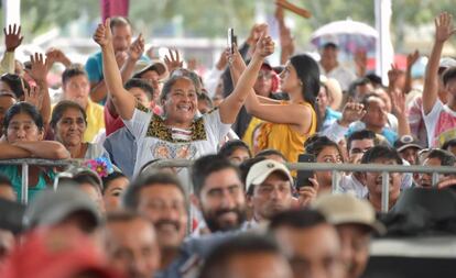 Diálogo de López Obrador con los pueblos maya el pasado mes de noviembre.