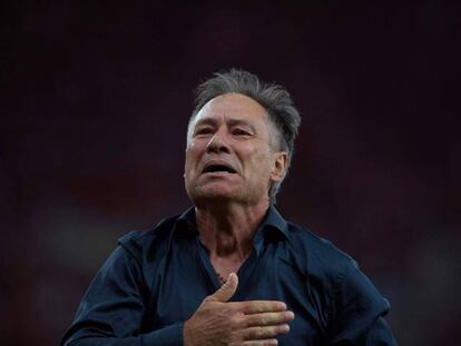 Ariel Holan, emocionado, hace una semana en el Maracan&aacute;.