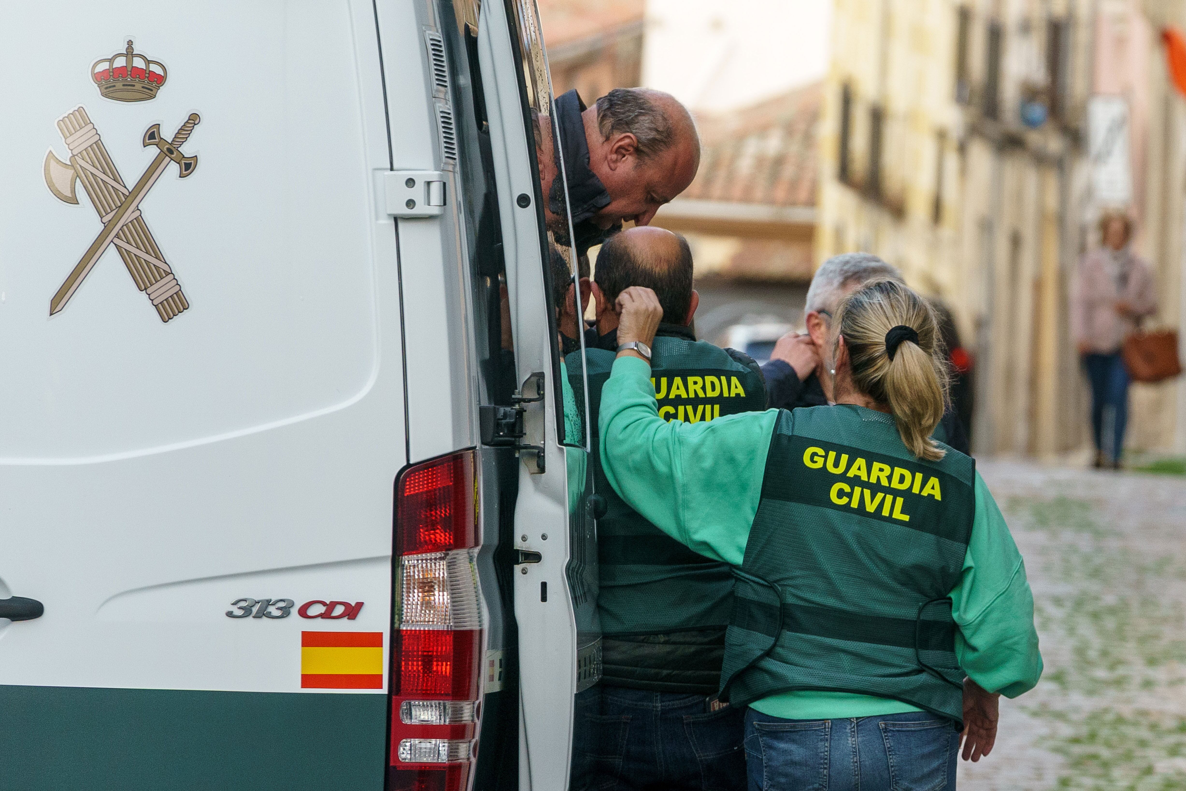 El detenido por la desaparición de Juana Canal, a su llegada en octubre de 2022 para pasar a disposición judicial en Ávila.