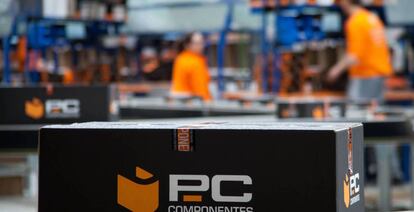 Envío preparado en las instalaciones de PcComponentes en Almaha de Murcia.