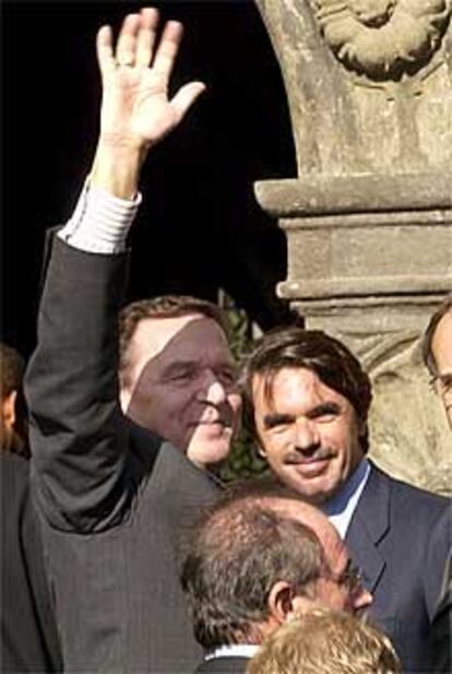 Gerhard Schröder y José María Aznar, ayer, en Quedlimburgo.