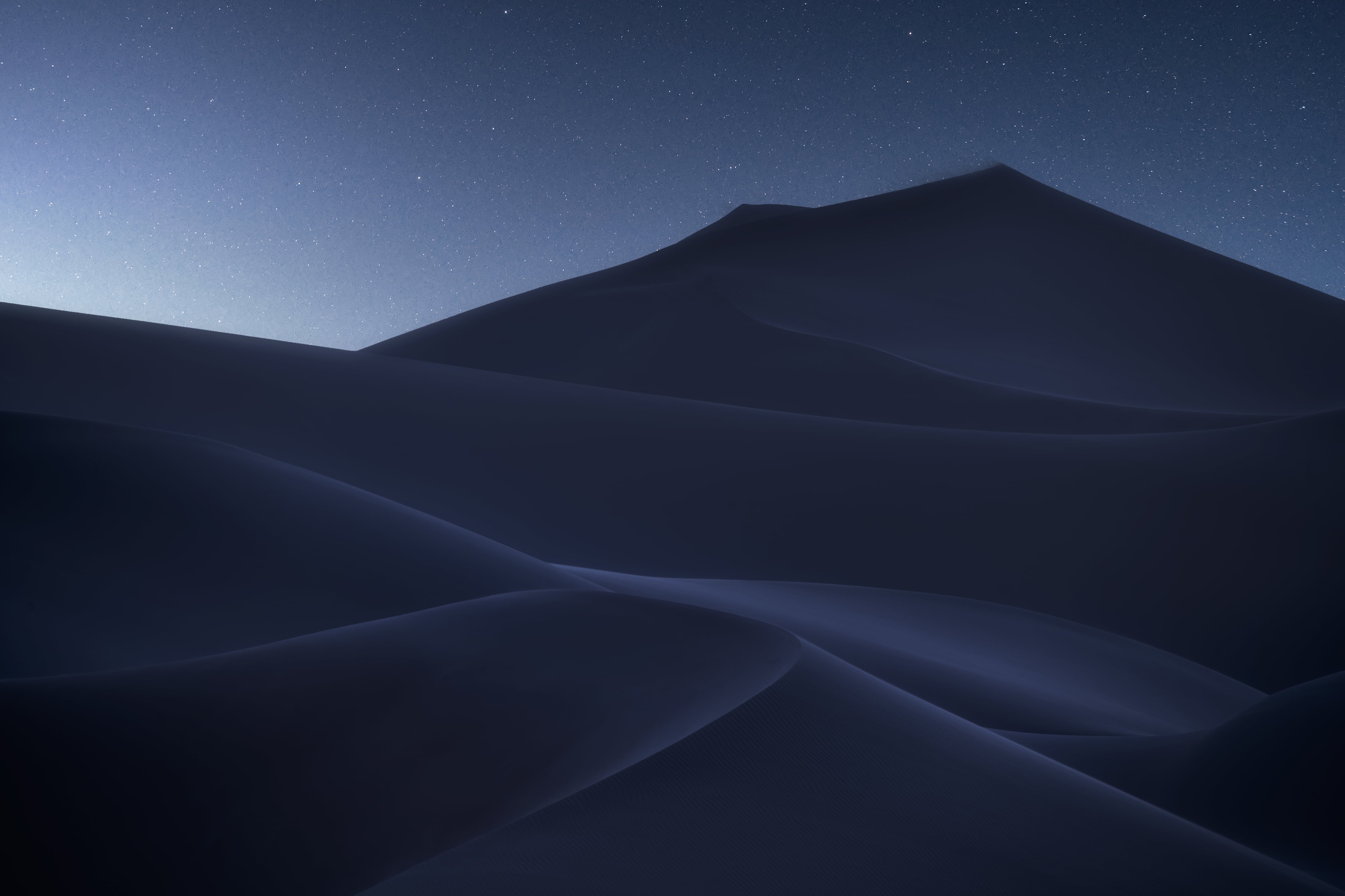 El desierto de Liwa (Abu Dhabi, Emiratos Árabes), de noche.