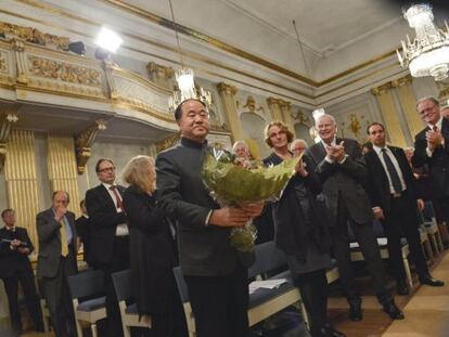 El Nobel de Literatura, Mo Yan, ayer en Estocolomo.