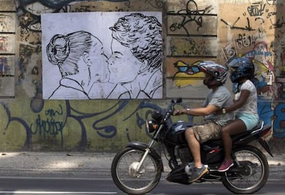 A poster by Cela Luz showing presidential hopefuls Dilma Rousseff and Marina Silva.