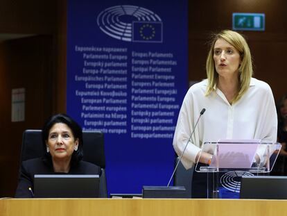 La presidenta del Parlamento Europeo, Roberta Metsola, en la sesión plenaria de este miércoles.