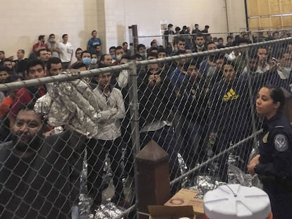 Centro de detenção em McAllen, Texas.