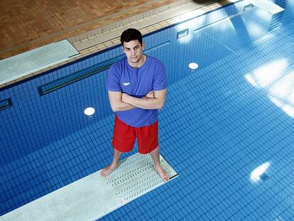 Javier Illana, en el trampolín de la piscina de saltos del Centro Mundial 86 de Madrid.