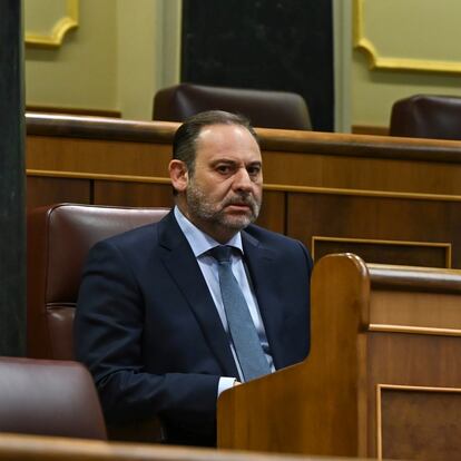 MADRID, 17/12/2024.- El exministro Jos Luis ?balos en la sesin plenaria del Congreso de los Diputados celebrada este martes en Madrid. EFE/ Fernando Villar
