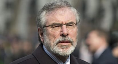 El l&iacute;der del Sin F&eacute;in, Gerry Adams, durante el funeral de laborista brit&aacute;nico Tony Benn el pasado marzo. 