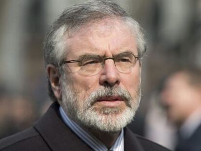 El l&iacute;der del Sin F&eacute;in, Gerry Adams, durante el funeral de laborista brit&aacute;nico Tony Benn el pasado marzo. 