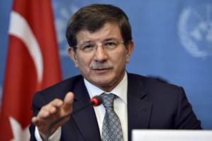 El ministro de Relaciones Exteriores de Turquía, Ahmet Davutoglu. EFE/Archivo