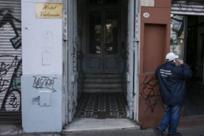 Frente del hotel de Constituci&oacute;n donde estuvo cautivo un ni&ntilde;o de 10 a&ntilde;os