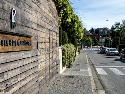 Entrada del restaurant El Celler de Can Roca, a Girona, tancat el passat 1 de maig.