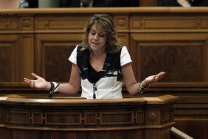 Cospedal, durante su intervención en el pleno de las Cortes de Castilla-La Mancha celebrado hoy.