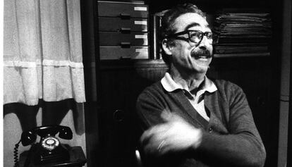 Pedrolo enllestí 'La terra prohibida' als anys cinquanta, però es publicà el 1977.
 