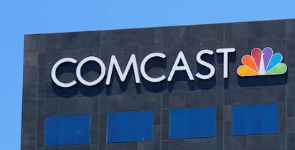 Sede de las oficinas de la compañía de distribución de servicios por cable, internet y telefonía, Comcast, en Los Ángeles (EE UU).