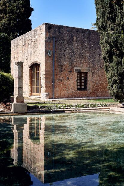 Un racó de la finca de Son Fortesa de Camper a Alaró. Des de l'any passat controlen directament la distribució a la Xina i Xangai.