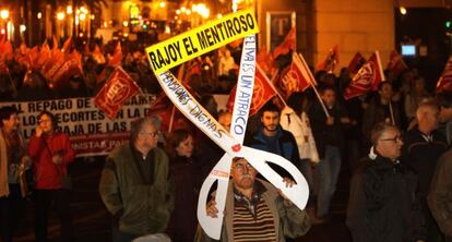 Una imagen de la manifestación "en defensa del Estado del Bienestar", este lunes en Valencia.