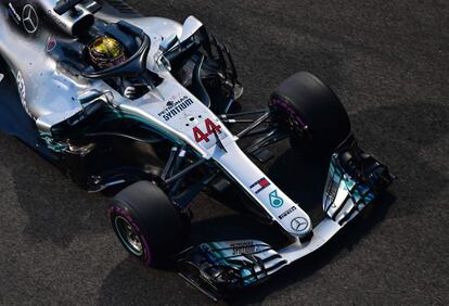 Detalle del monoplaza del piloto británico Lewis Hamilton durante la carrera.
