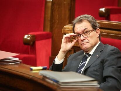 El president Artur Mas durant el ple del Parlament.