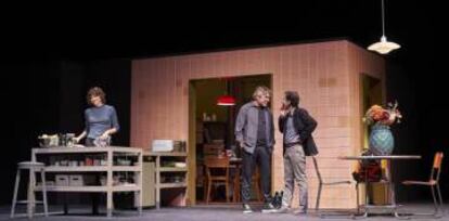 Escena de '53 diumenges' de Cesc Gay al Romea. 