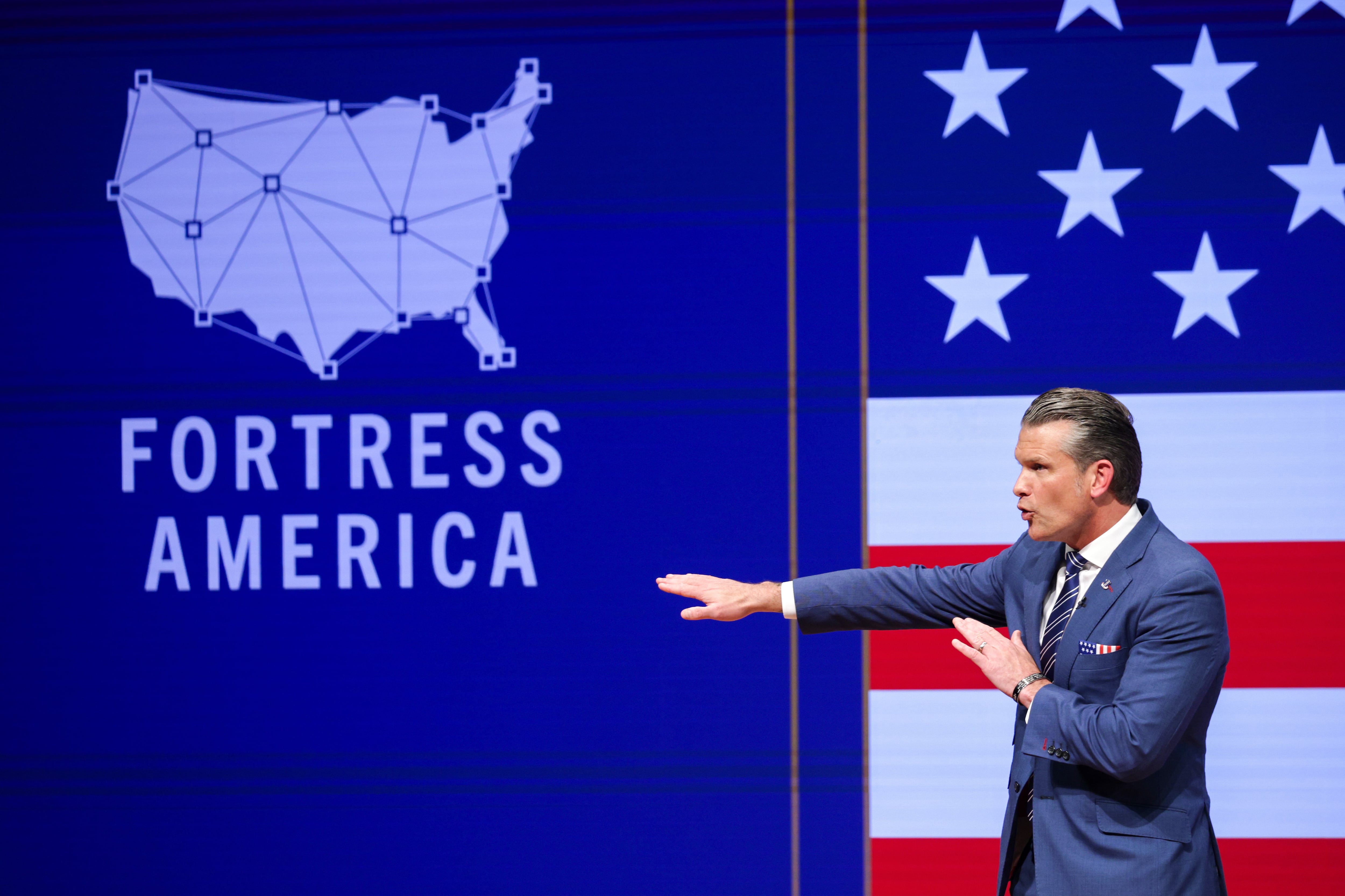 Hegseth transforma el Pentágono a su imagen y semejanza