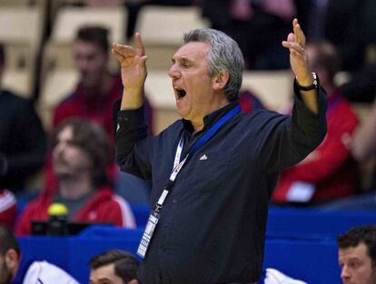 El técnico francés Claude Onesta en el partido de semifinales entre España y Francia.