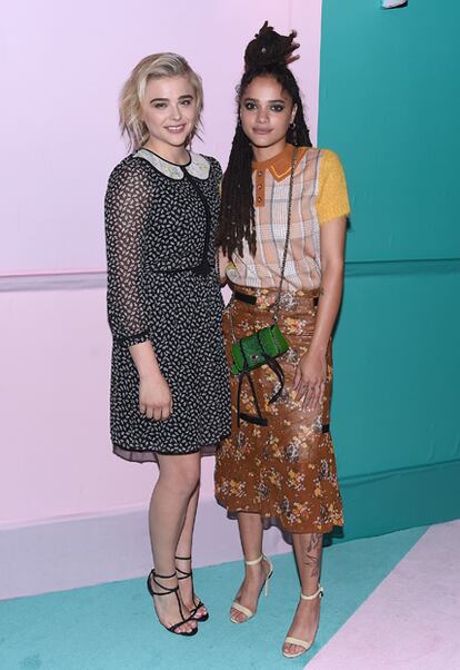 Chloe Grace Moretz y Sasha Lane.