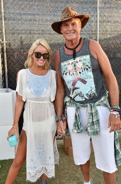 Hayley Roberts y David Hasselhoff.