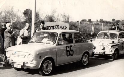 Una imagen de una carrera de coches cerca de Las Rozas en 1968.